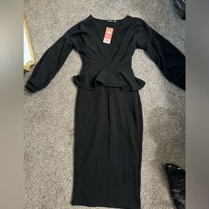 Black long sleeve dress